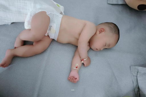 临汾宝宝发烧可以吹空调吗
